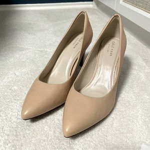 Women’s Cole Haan Cream colored Leather Pumps Size 7.5